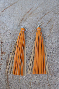 71839 Orange Tassel Fringe Earrings ($4ea)